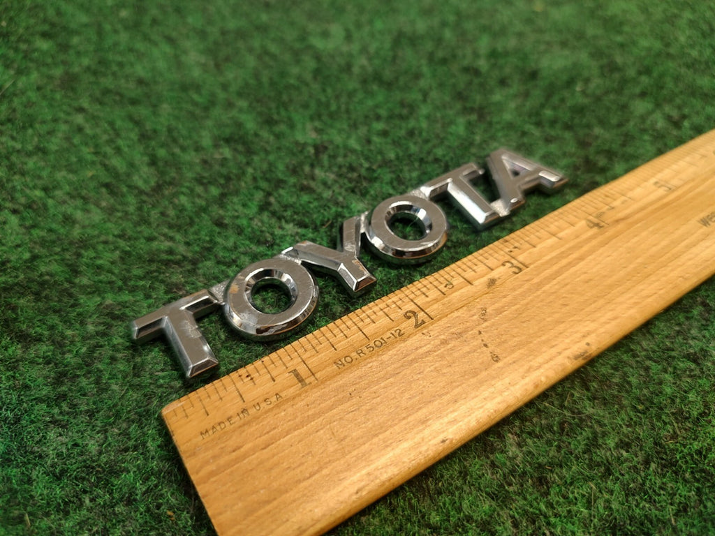 2000-2004 Toyota Avalon Rear Trunk Lid Emblem 4.25'' Chrome OEM 75447AC020 3S7