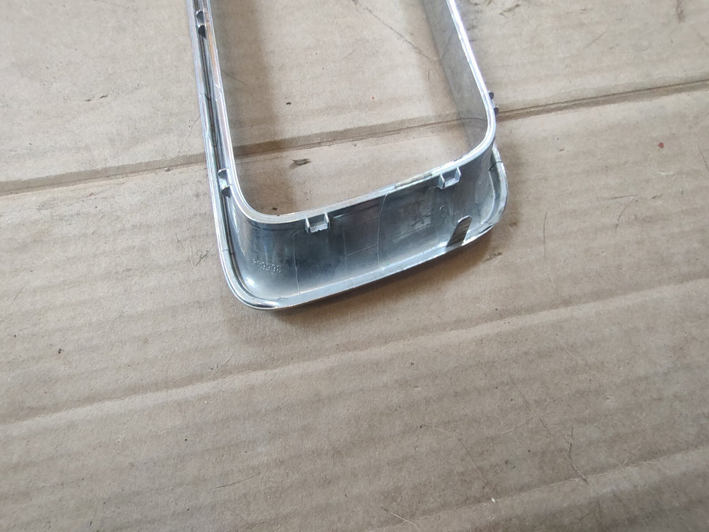 2015-16 Jeep Grand Cherokee Insert Grille Surround Trim Bezel OEM 68143136AB CL3