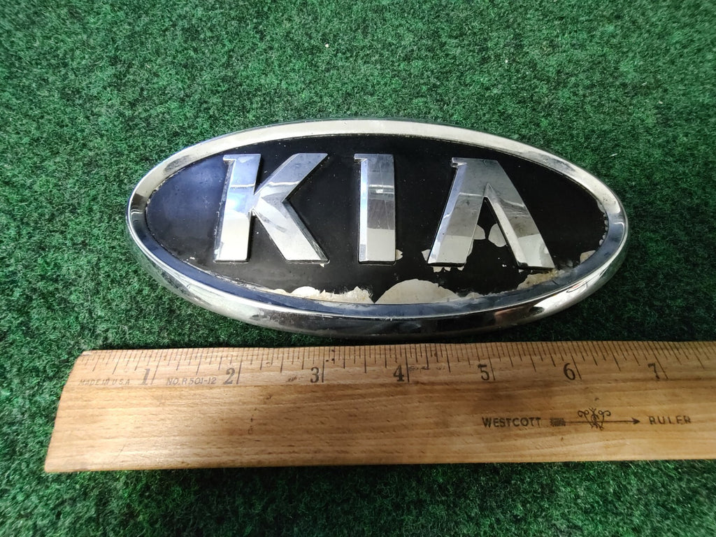 05-07 KIA Sportage Front Grille Emblem Nameplate Badge Ornament 3S1