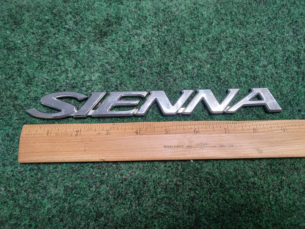 07 08 09 10 TOYOTA SIENNA REAR LID GATE CHROME EMBLEM LOGO BADGE USED OEM 3S6