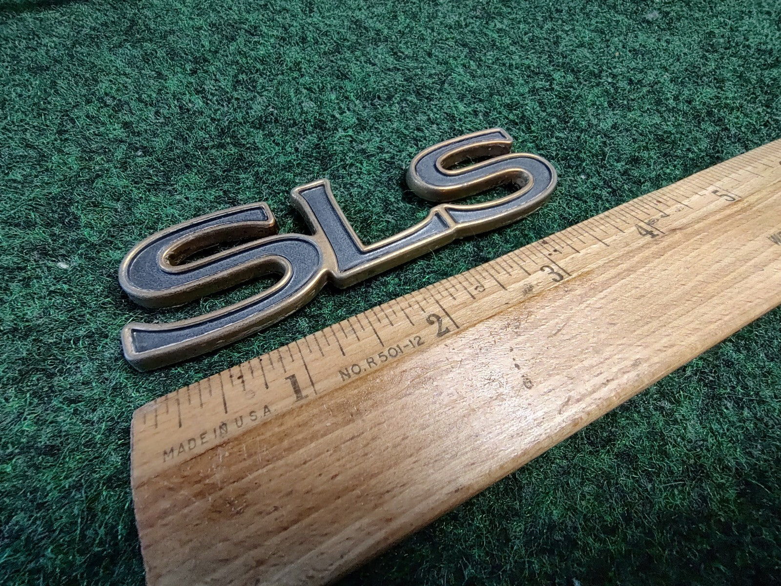 Cadillac OEM SLS Gray & Gold Rear Trunk Emblem Badge Logo Nameplate Name 8L4