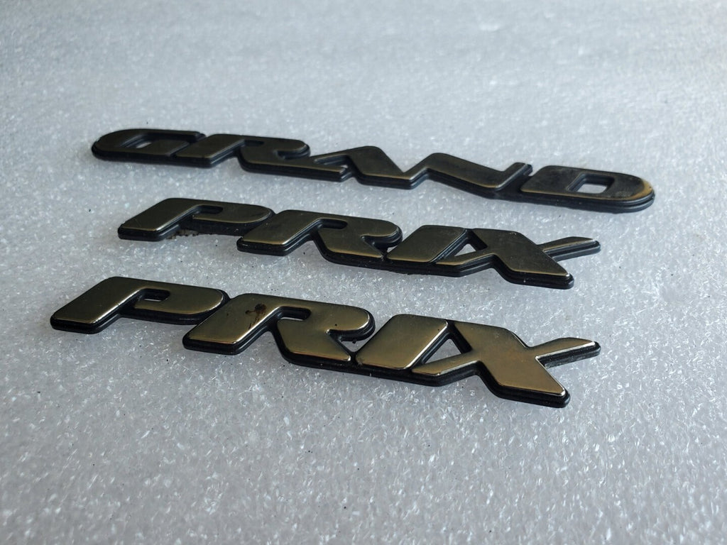 1997 1998 1999 2003 Pontiac Grand Prix Door Name Plate Chrome NAMEPLATE OEM VNTG