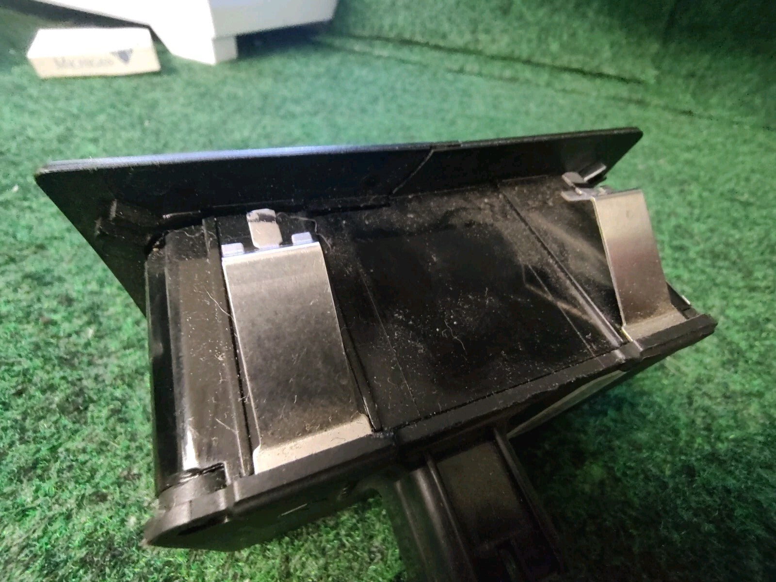 11-2013 Dodge Challenger Jeep Grand Cherokee OEM Headlight Switch 68029265AD 4S3