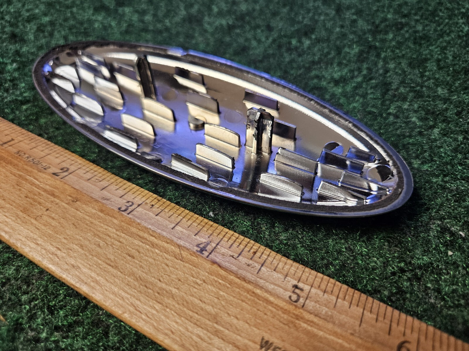 2005-2016 Ford Freestyle Five Hundred Focus Trunk Emblem 5F93-74425A52-AB 6L4