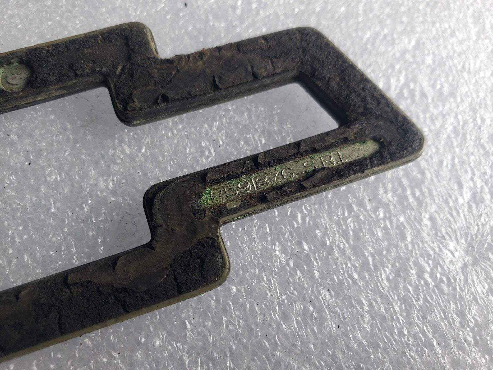 (2) 1995-1999 Chevrolet Cavalier Blue Bowtie Emblem 22591872 OEM VNTG