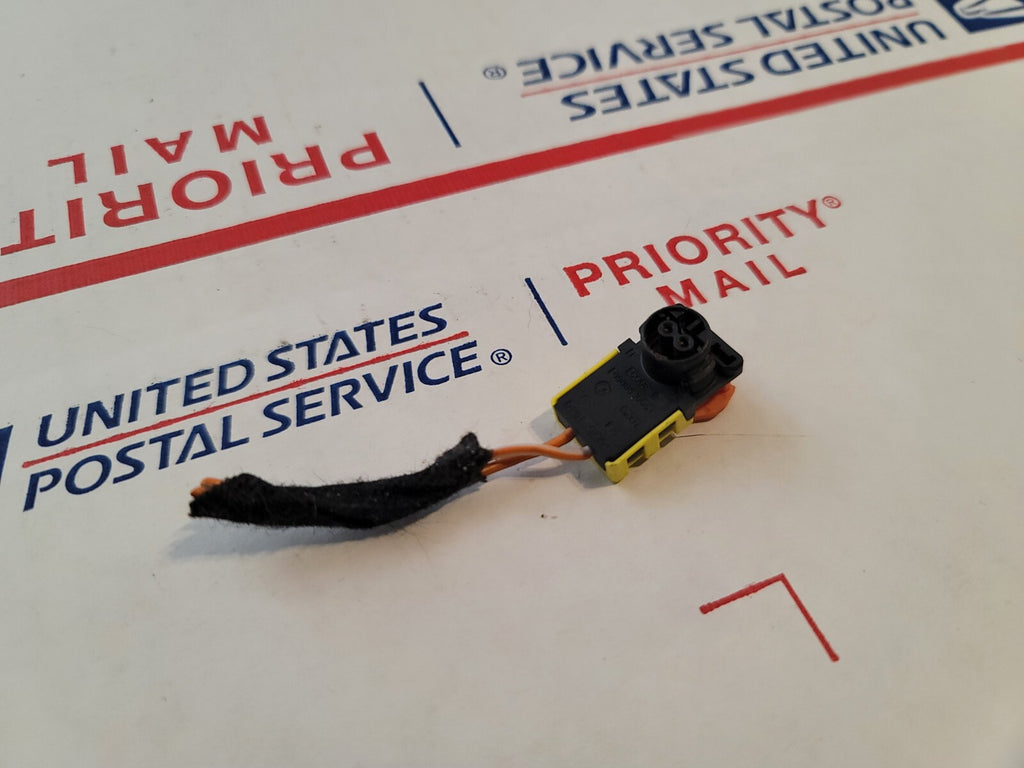 OEM Clock Spring Plug Security Connector Steering Wheel PIGTAIL 8L2