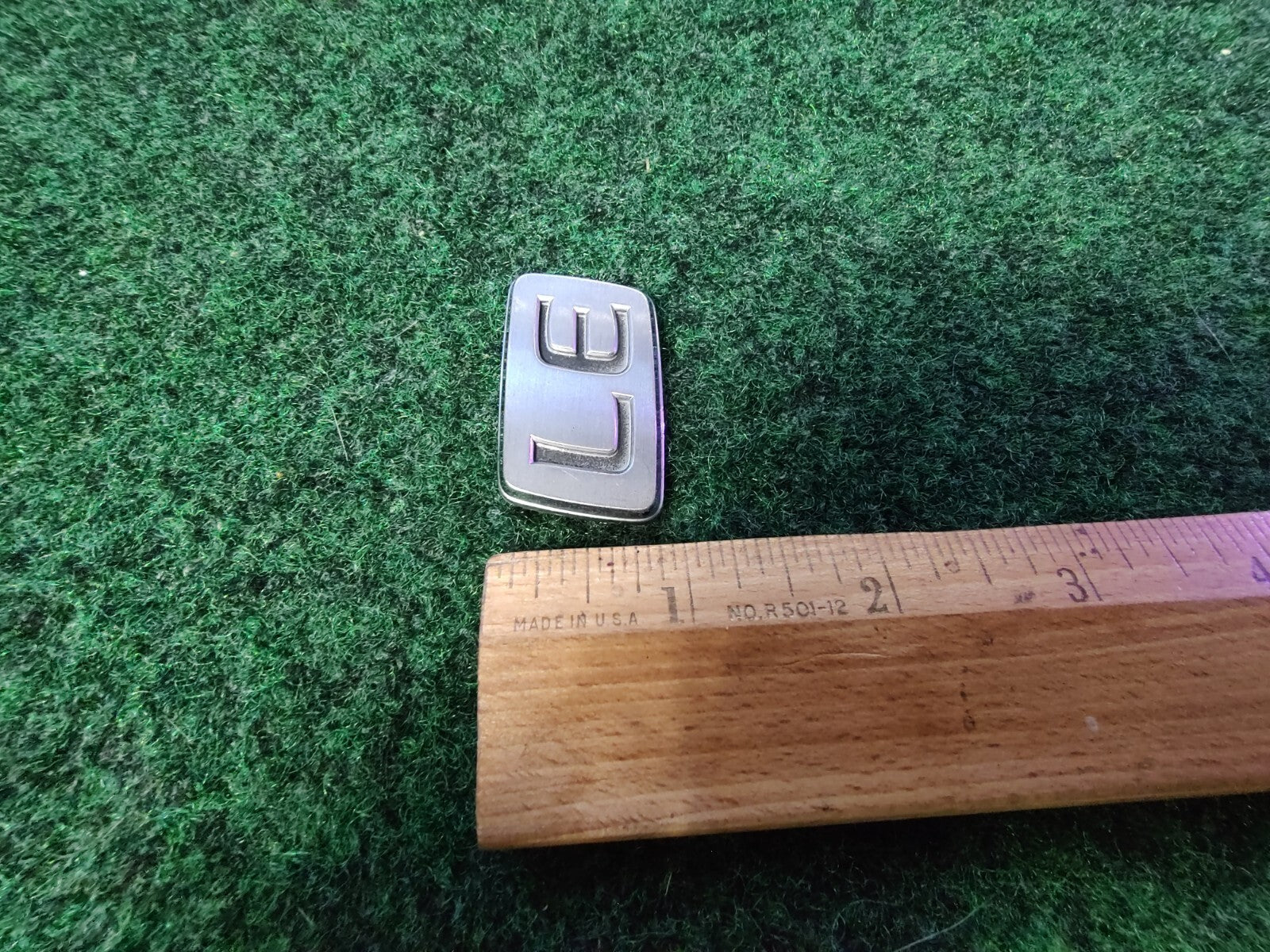 1997-2001 Toyota Camry LE Rear Trunk Emblem Badge Name Plate 75443-33080 OEM 1M6